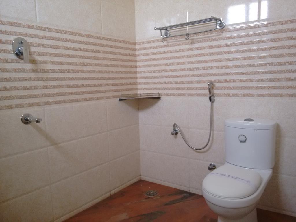 Hotel Chithra Каньякумарі Номер фото